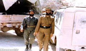 خاطره شنیدنی رهبر انقلاب از روزی که کلاشینکف دست گرفتند برای شکار تانک/ ویدئو