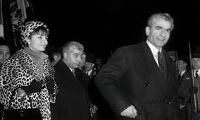 سفر در زمان؛ «محمدرضا پهلوی و فرح» در سفر نروژ؛ سال 1340/ تصاویر

