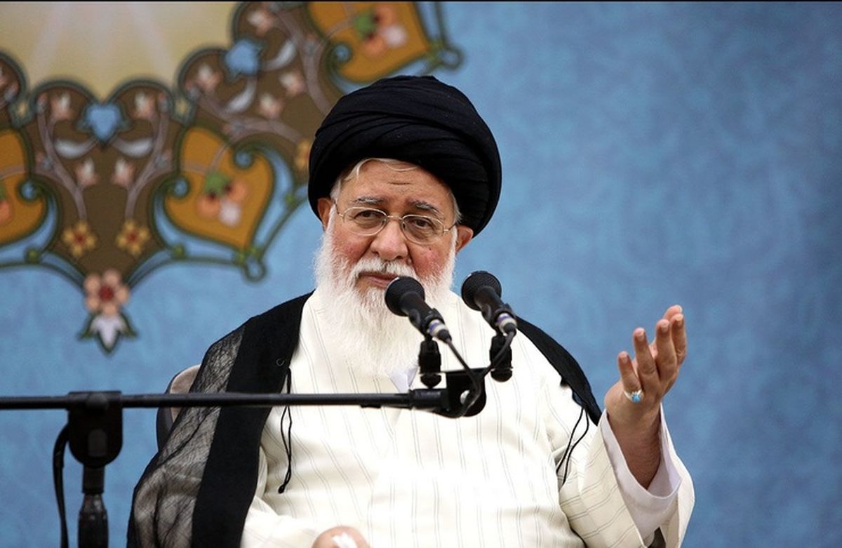 علم الهدی: یک خانم بدحجاب باید احساس کند مردم از او بدشان می‌آید/ مسئولان فوتبال بیایند در ورزشگاه‌ها مکان‌هایی را مخصوص بانوان فراهم کنند
