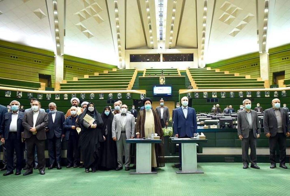  دولت و مجلس دست از سر دولت های قبل بردارند و مشکلات را با نگاه علمی حل کنند

