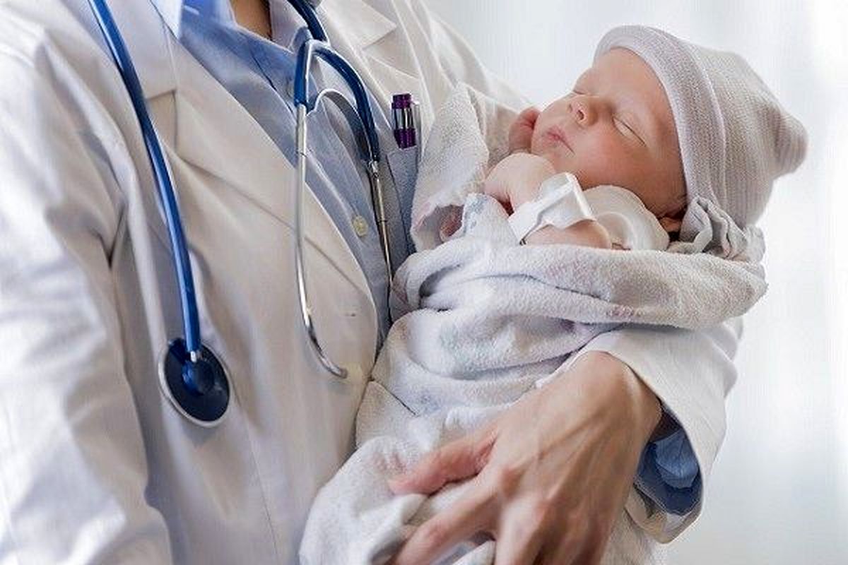 رها کردن یک نوزاد در قلعه‌ حسن‌خان تهران/ ویدئو