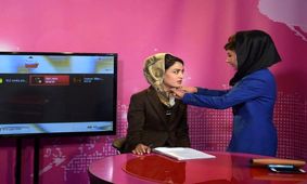 دستور جدید طالبان: گویندگان زن تلویزیون صورت خود را بپوشانند