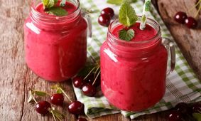 اسموتی مولن رژ؛ نوشیدنی خنک برای روزهای گرم