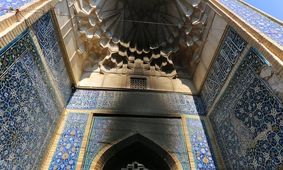 آسیب اغتشاشگران به دو بنای ۵۰۰ ساله اصفهان/عکس