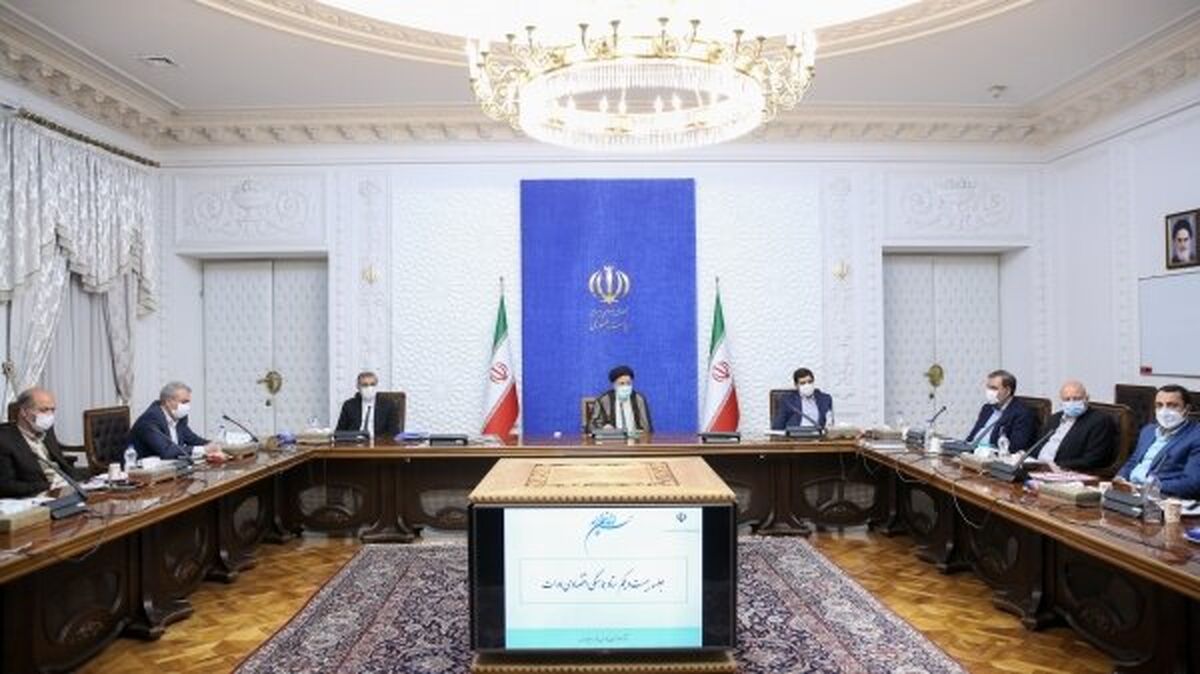 موضوع تعطیلیِ ادارات تهران، الگوی کوچکی از ساختار تصمیم گیری در دولت رئیسی