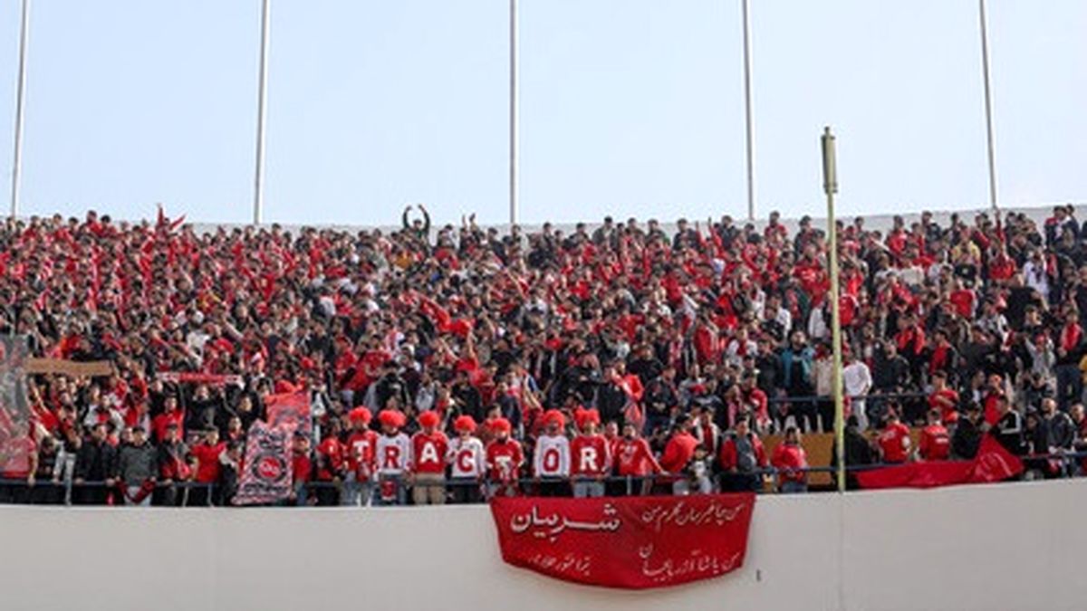 پرسپولیس ۲- تراکتور صفر/ خوش‌آمدگویی باشکوه به سرمربی جدید

