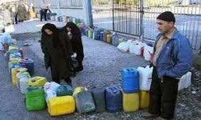 توزیع نفت رایگان در مناطق زلزله‌زده
