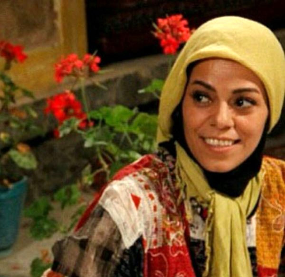 مهنوش صادقی: ‌همسر رسمی مهدی هاشمی هستم + فیلم
