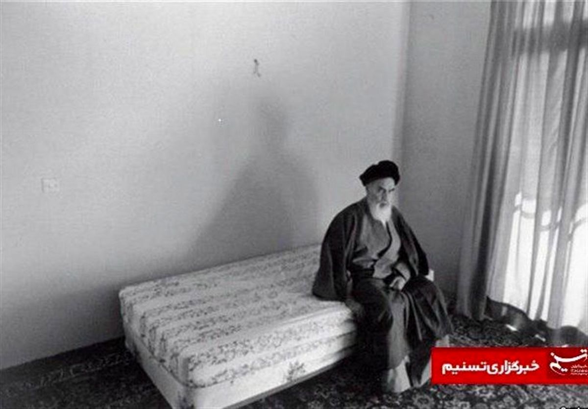 حالا که شبیه امام نشدیم؛ امام را شبیه خود می‌کنیم