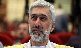 دریادار رستگاری: ساخت تسلیحات دفاعی نتیجه استعانت از قرآن است