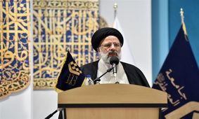 اعزام ۳۰۰ هزار نفر زیارت اولی به مشهد/ اقتصاد مقاومتی به عنوان نسخه‌ نجات بخش کشور اجرایی شود