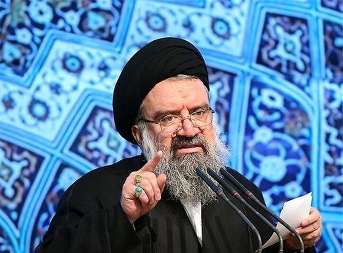 سیداحمد خاتمی: نگفتم نماز جمعه خلوت شده است/برای دو خطبه نماز، 20 ساعت وقت می‌گذارم/نماز جمعه را به امام جمعه گره نزنیم