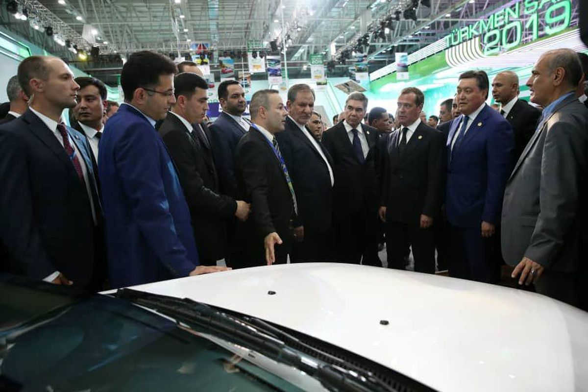 دناپلاس ایران در نمایشگاه فناوری های نوین مجمع اقتصادی خزر