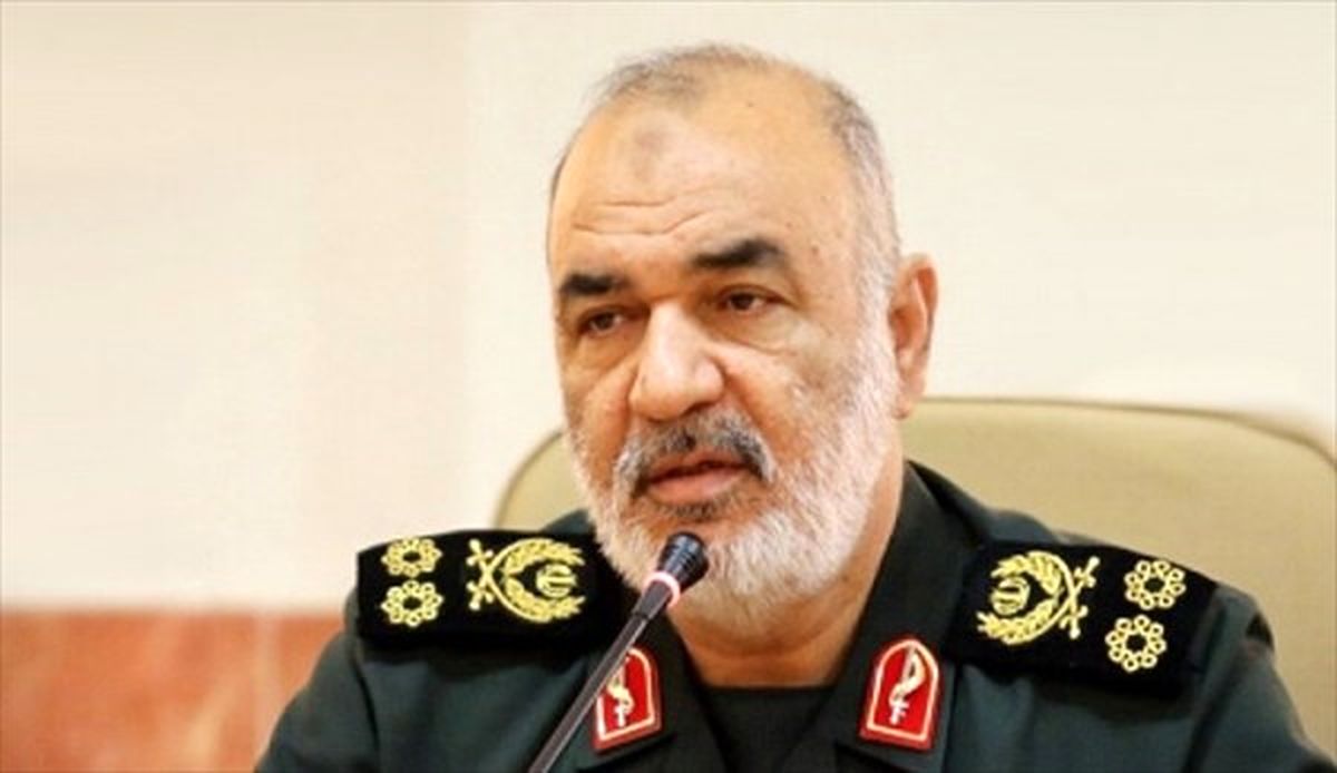 سرلشکر سلامی: دشمن جنگ ناکام اقتصادی را در دستور کار خود قرار داده است