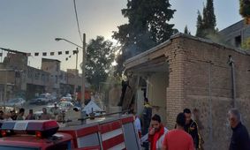 تخریب خانه بهداشت معلم کلایه قزوین بر اثر انفجار گاز