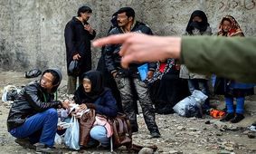 خواهش می‌کنم پاتوق معتادین متجاهر را به پلیس اطلاع دهید