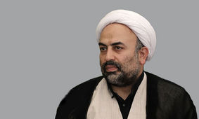زائری: هم سیاه‌نمایی و هم سفیدنمایی غیرواقعی ظلم به انقلاب است