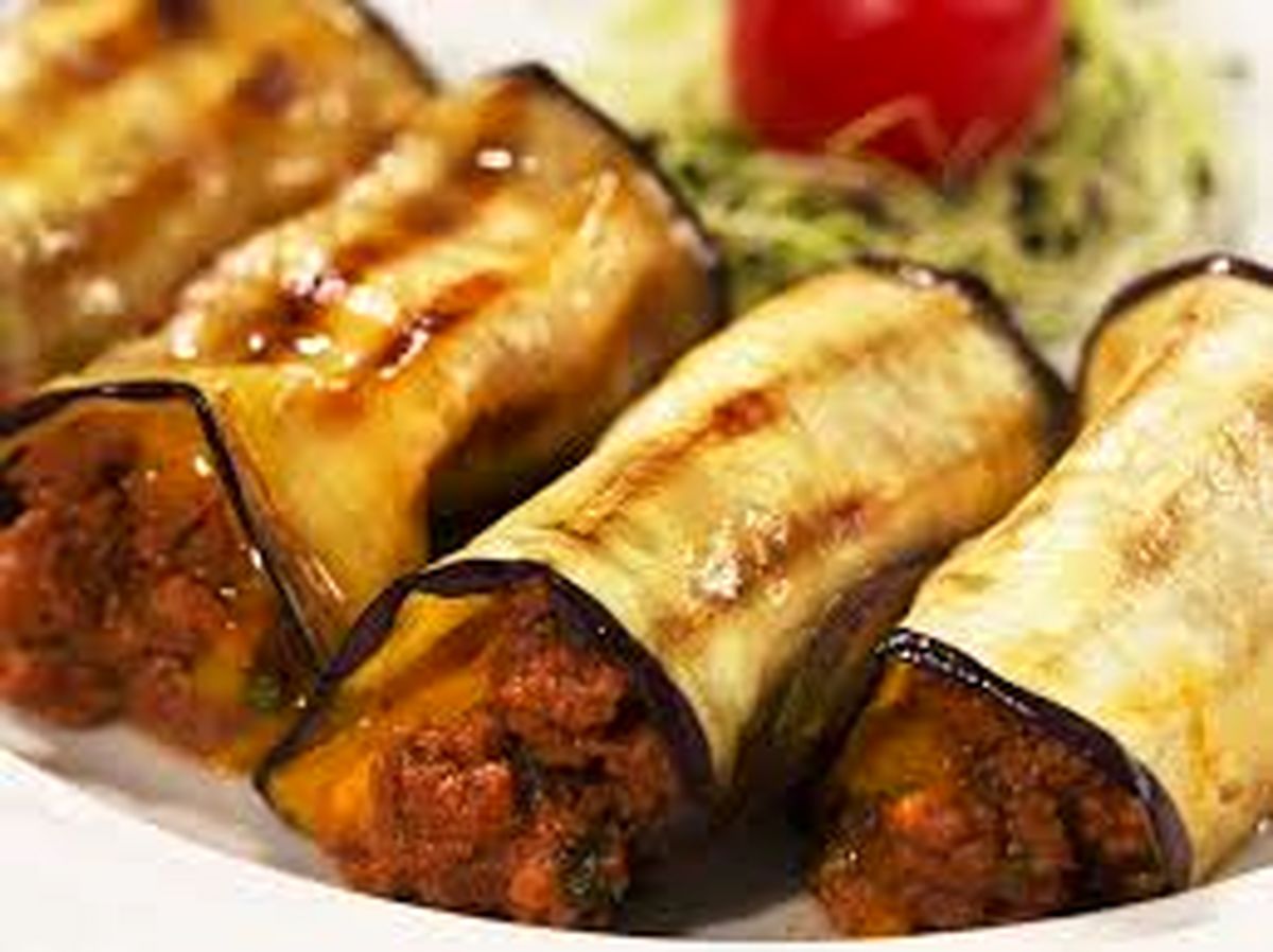 طرز تهیه رول مرغ و بادمجان