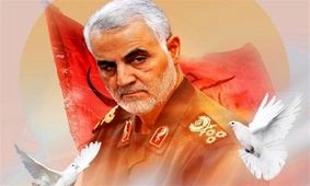 تصویری از حضور سردار شهید حاج قاسم سلیمانی در کنار آرامگاه ابدی‌اش
