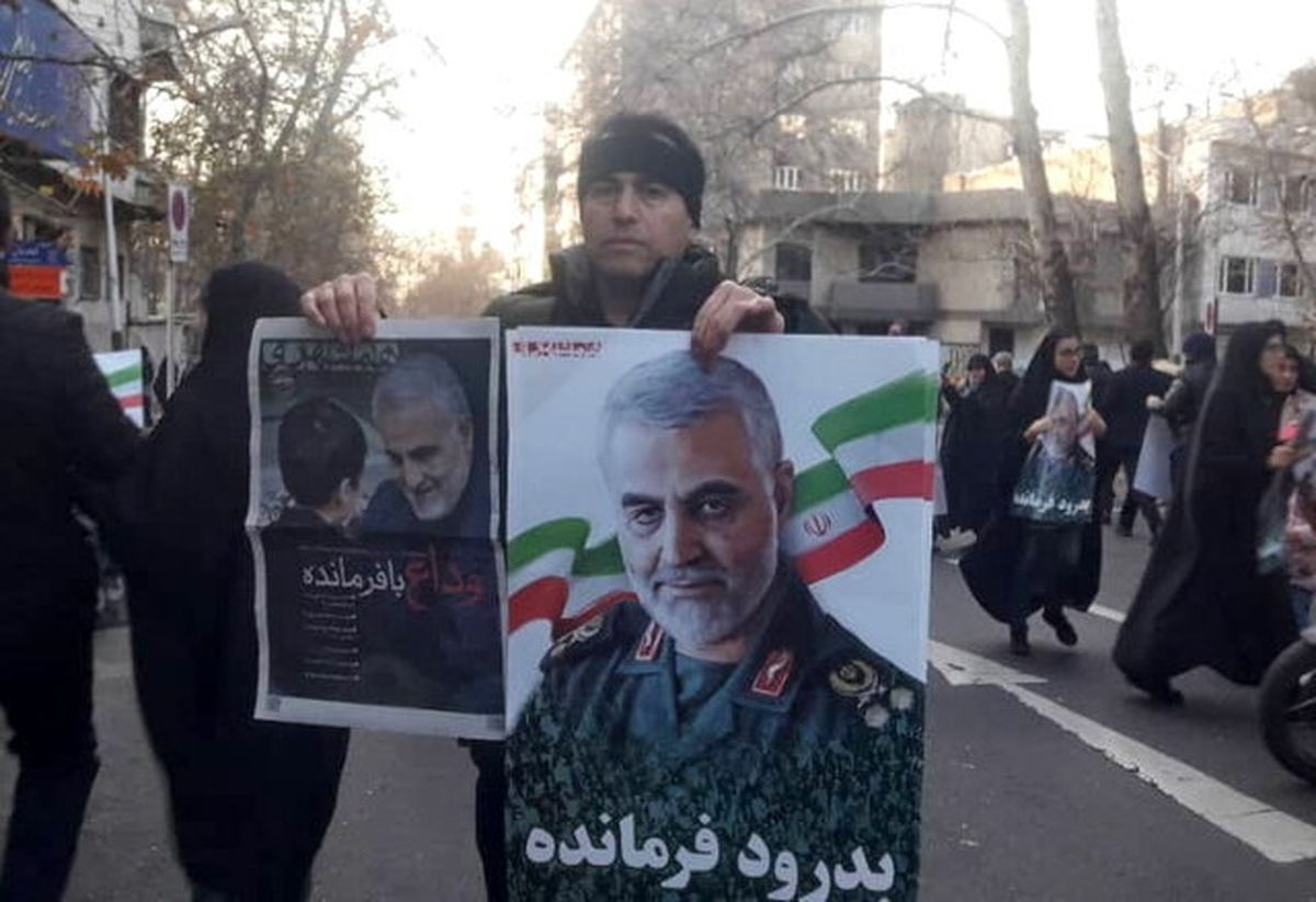 روزنامه‌هایی که پلاکارد شدند