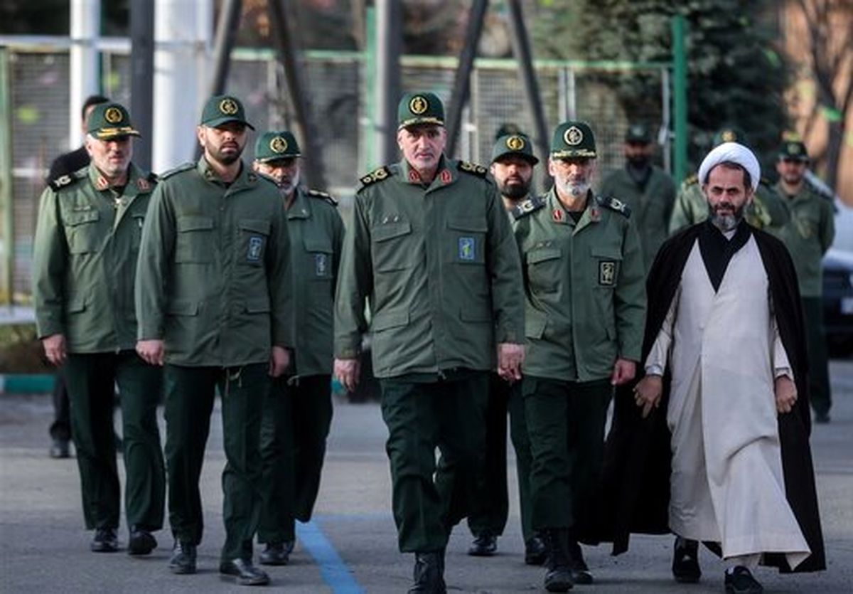 سردار علی فضلی به دانشگاه امام حسین بازگشت+ عکس