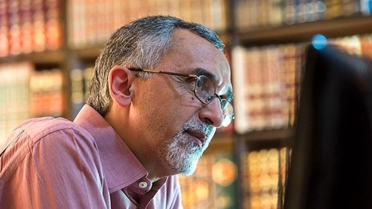 اصلاح‌طلبان باید حضور در ارکان قدرت را فراموش کنند