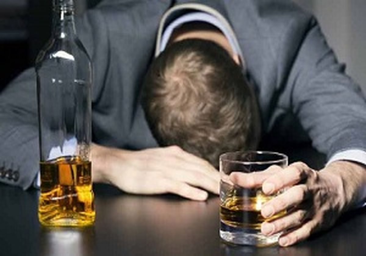 مسمومیت الکلی چند نفر در آذربایجان شرقی