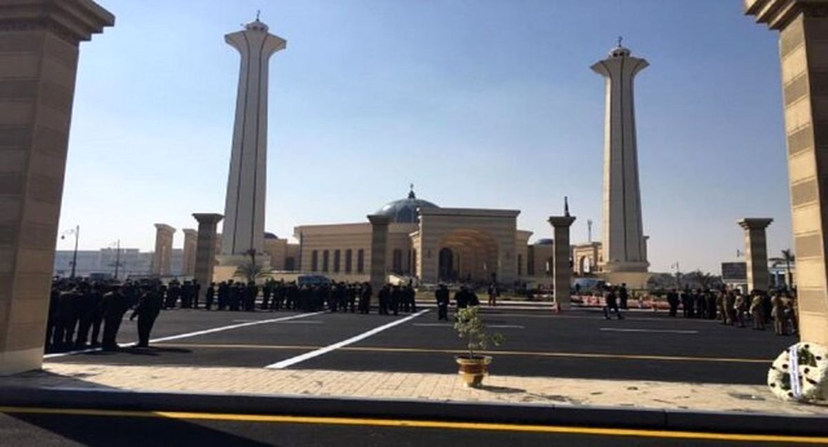 تشیع نظامی مبارک و انتقال جسد به آرامگاه خانوادگی