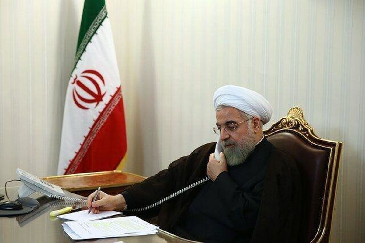 تأکید روحانی بر ترخیص سرعت کالاهای مربوط به کرونا