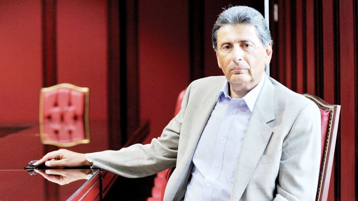 اراده‌ای برای کاهش وابستگی اقتصاد به درآمدهای نفتی وجود ندارد