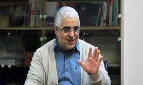 مردم همه تخم مرغ های خود را در سبد بورس نگذارند /آهنگ بورس ایران نمی تواند متفاوت از دنیا باشد / حباب بورس می‌ترکد
