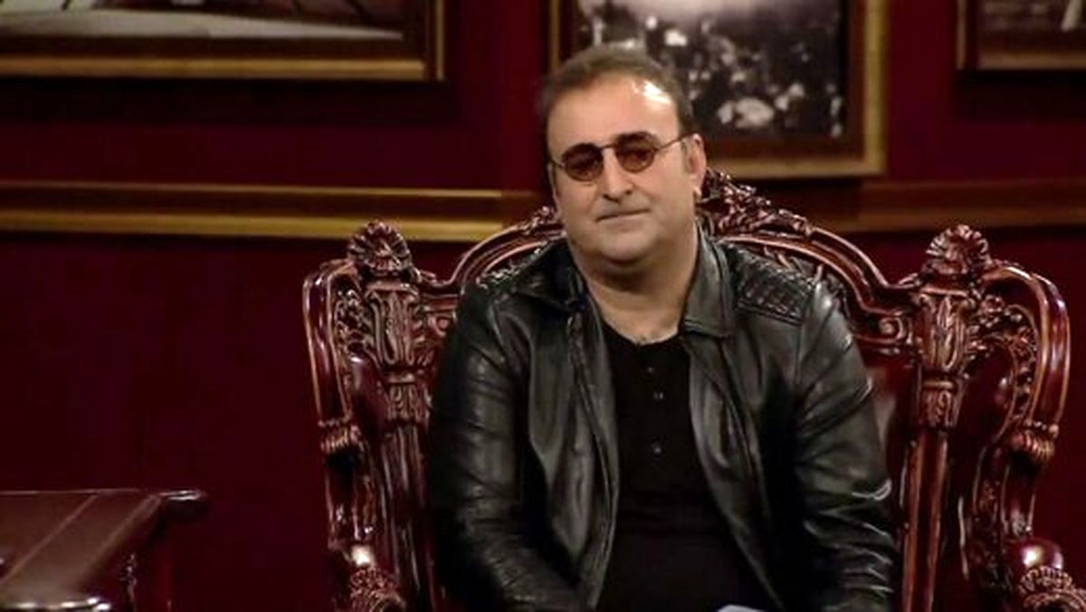 گلایه‌های مهران احمدی در «دورهمی»: به‌خدا ما مالیات می‌دهیم
