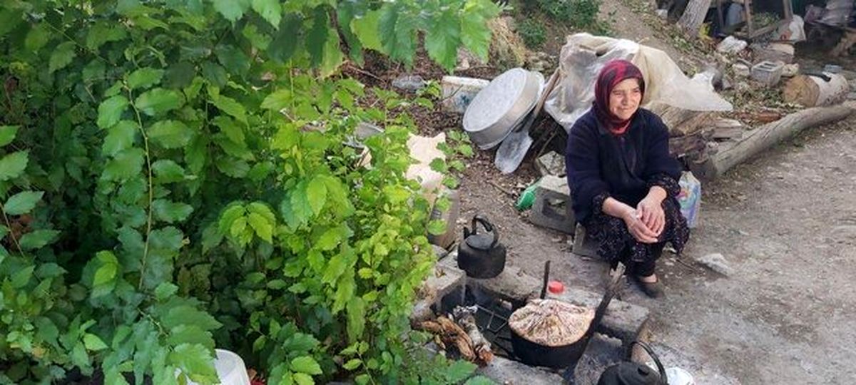 خانه ننه نساء البرزی روشن می‌شود