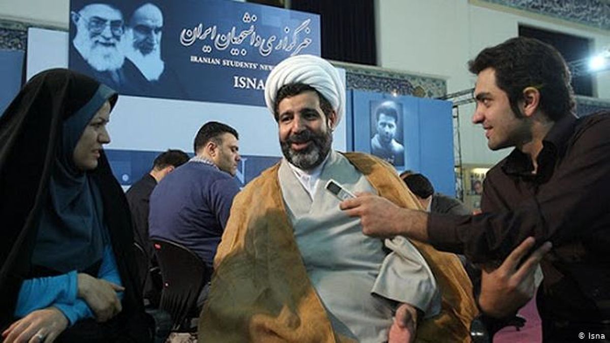 خودکشی یا قتل؛ قاضی منصوری چگونه کشته شد؟