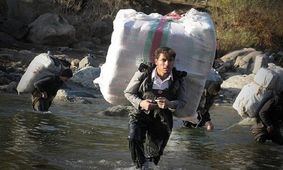 جست و جوی یک لقمه نان در قله قاف