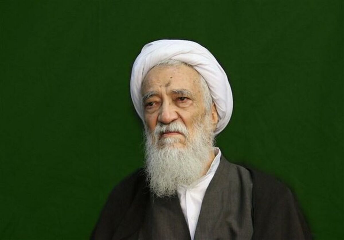 جریان تحریف برخی مسئولین را ترسانده است/غرب‌گرایی فاجعه می‌آفریند