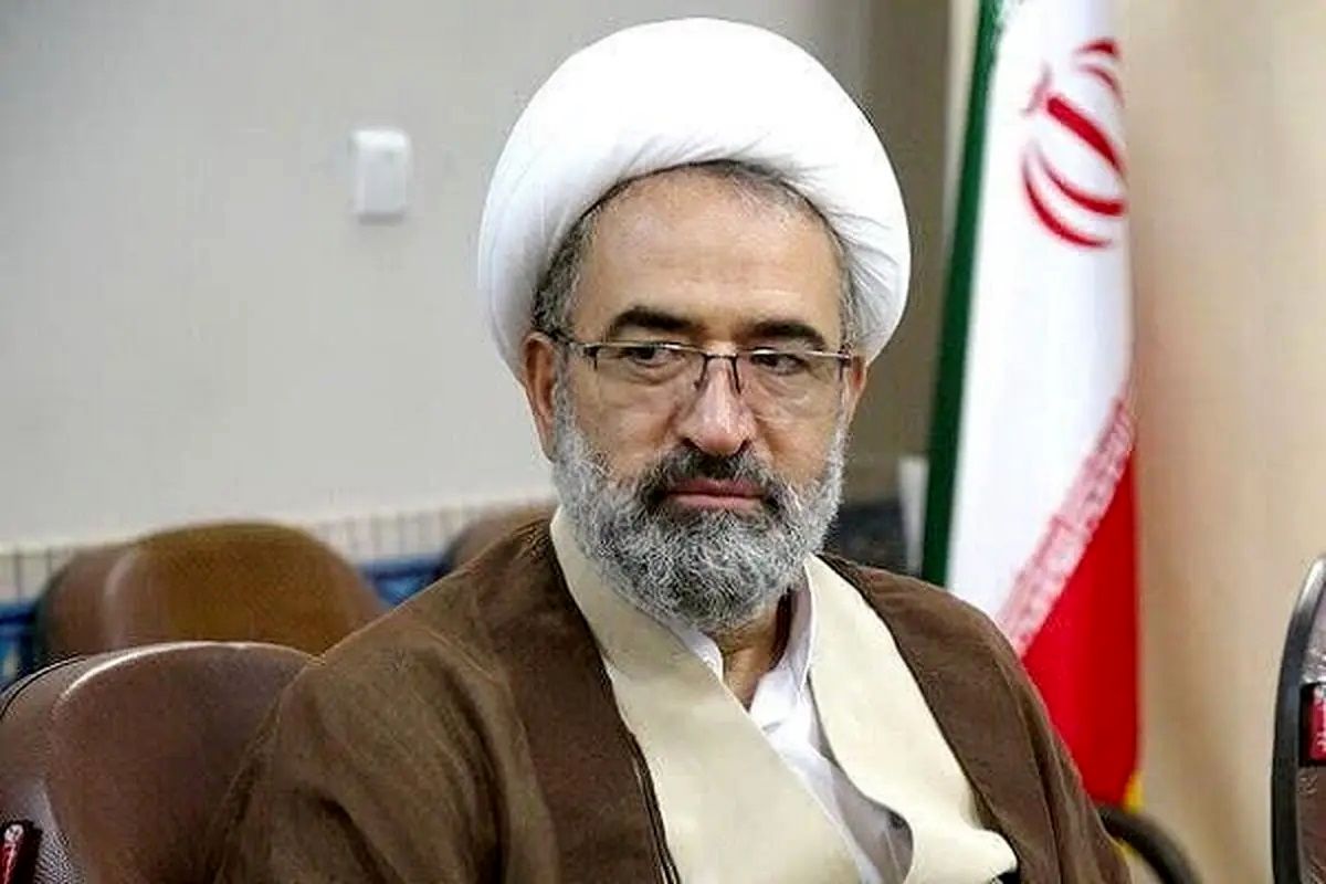 واکنش معاون حوزه‌های علمیه به شایعه سرقت مبالغ کمک به لبنان توسط یک طلبه/ طلبه‌ای به نام شمقدری در لیست ما نیست

