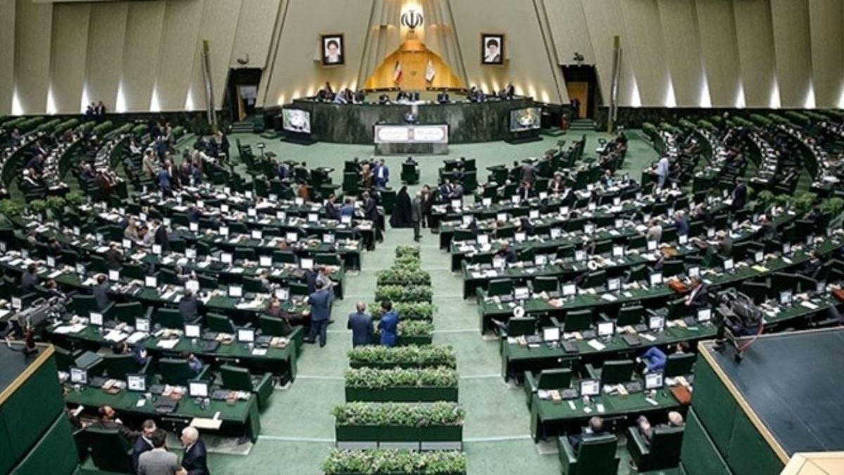 تلاش مجلس برای بازگشت به رأس امور