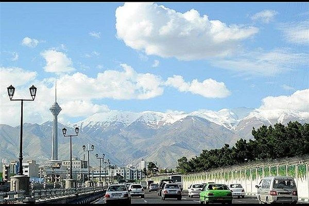 هوای تهران برای گروه‌های حساس تا روز جمعه ناسالم است
