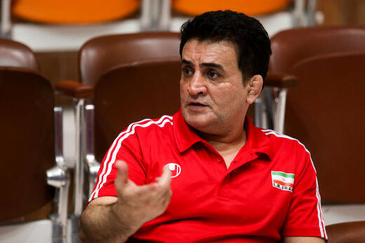 محمد بنا استعفا کرد