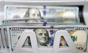 بازار متشکل ارزی؛ از وعده تا عمل/ رئیس کل باز هم وعده داد