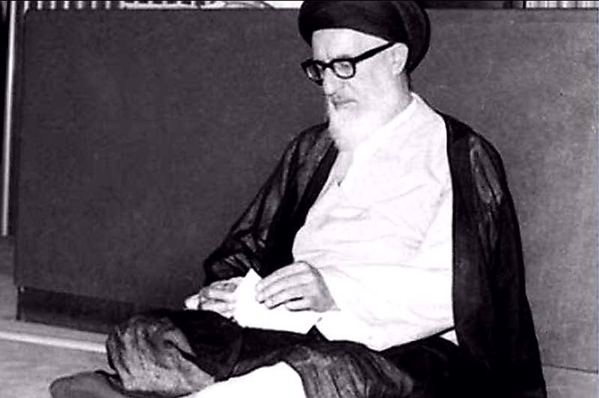 «هر كه استبداد كند هلاک شود»