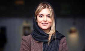 انتقاد تند خانم بازیگر از حذف تصاویر دختران از کتاب‌های درسی / دنیا مدنی: چرا برخی تا این حد با دختران مشکل دارند؟
