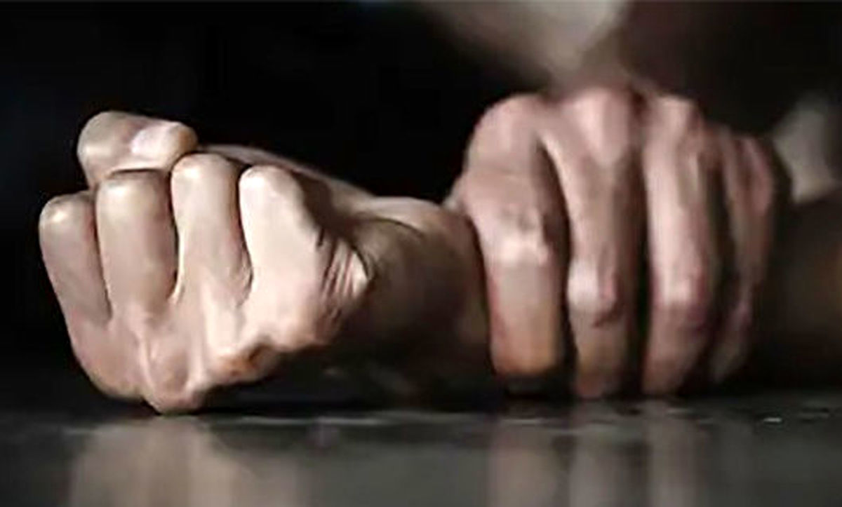 دو برادر متجاوز به دختر 13 ساله خانواده هم رحم نکردند/ عکس