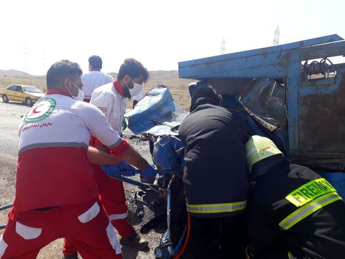 فوت ۴ نفر در سانحه تصادف مرگبار جاده کاشان - بادرود