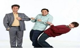 بیژن بنفشه‌خواه، سروش صحت و... در پشت صحنه «لیسانسه‌ها ۲»/ عکس