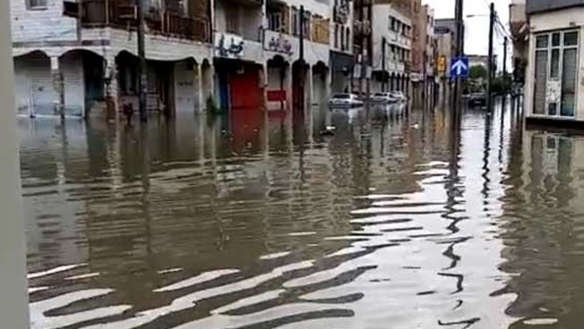 تعطیلی ادارات ۴ شهر خوزستان به علت آبگرفتگی