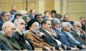 مانیفستی برای درمان اصلاح‌طلبان/ تلاش ریش‌سفیدان چپ برای ۱۴۰۰