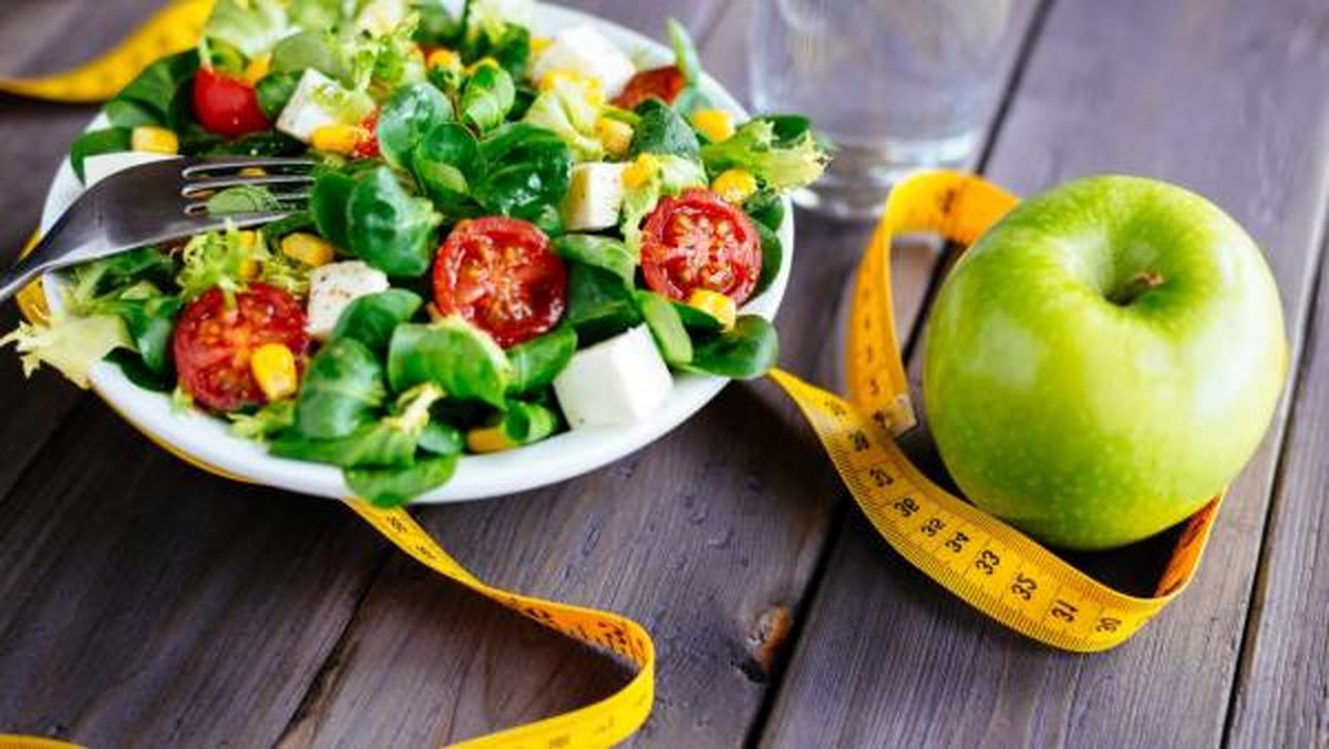 بهترین روش‌های کاهش وزن برای افراد بالای ۴۰ سال