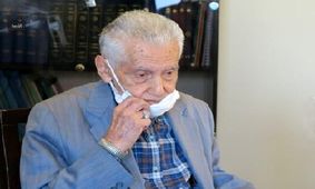 دیدار با نویسنده و مترجم سرشناس ایرانی در آستانه ۱۰۰ سالگی